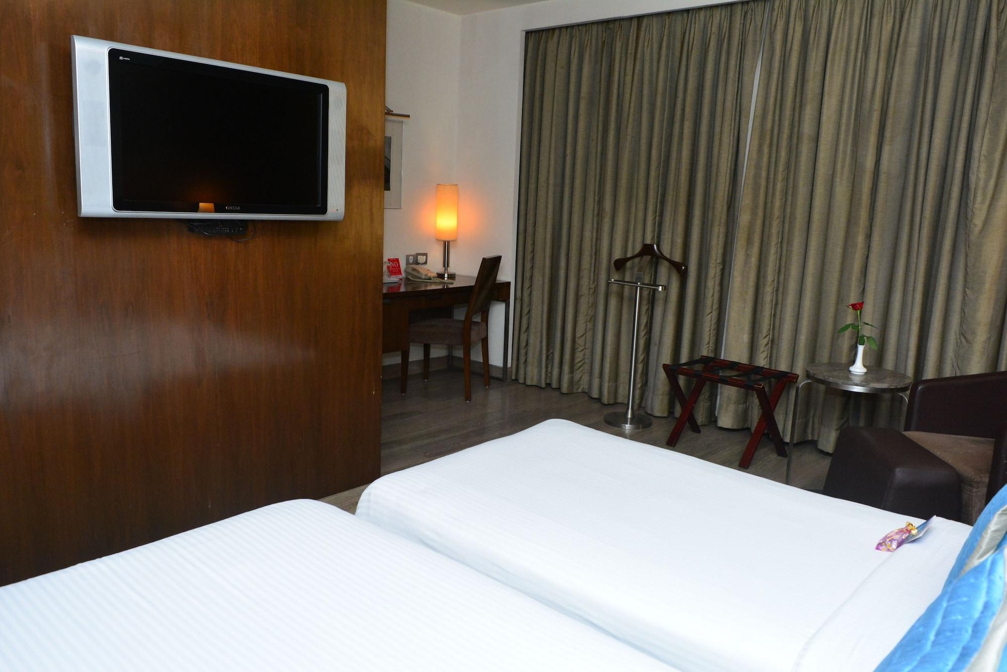 St Laurn Koregaon Park Пюн Екстериор снимка